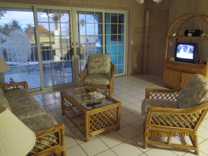 Apartment seems huge after living on the boat for months -- love the air conditioning!