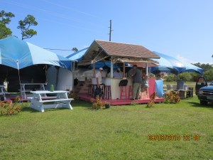 Randy relaxing at the airport bar
